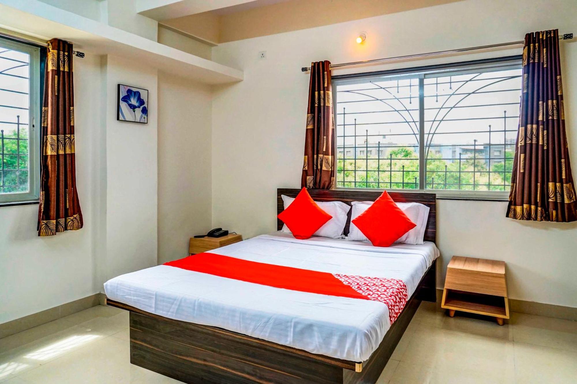 Hotel O Komfort Inn Pune Ngoại thất bức ảnh